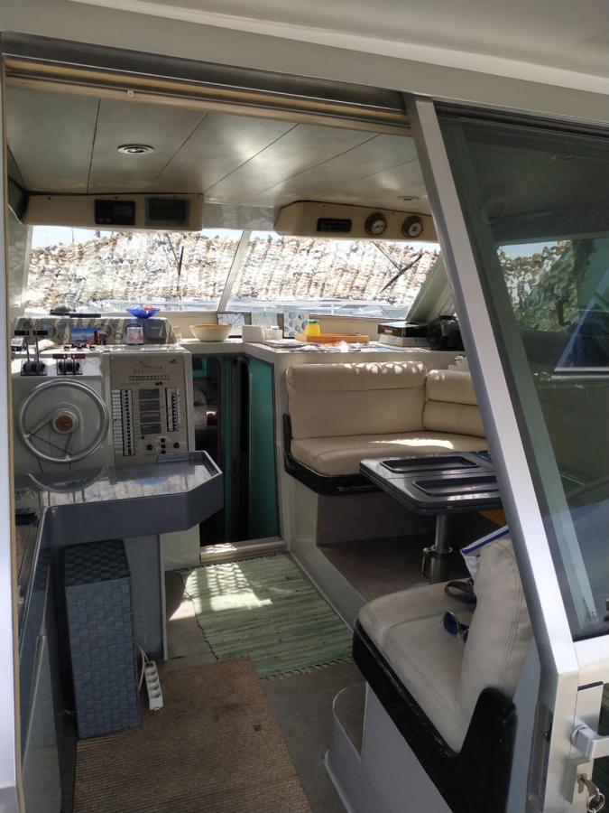 Ferretti 36 ' Bateau A Quai Vieux-Port Cannes Festival La Croisette Luaran gambar